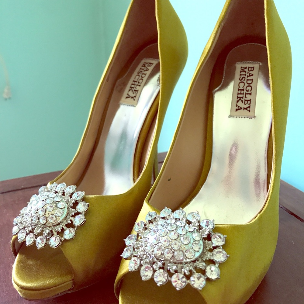 Badgley Mischka heels